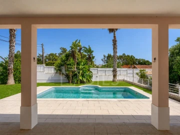 Moradia T5 para Venda em Sesimbra (Castelo)