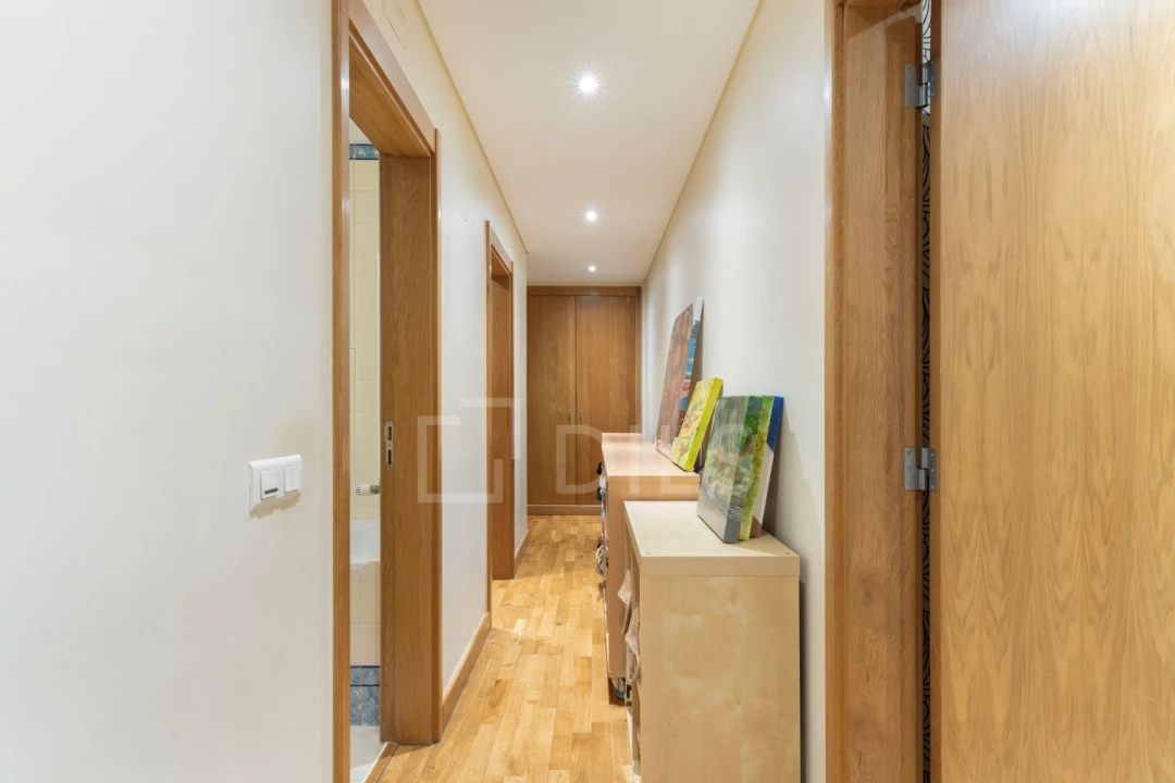 Apartamento T4 para Venda em Lumiar Foto 10