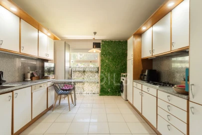 Apartamento T4 para Venda em Lumiar