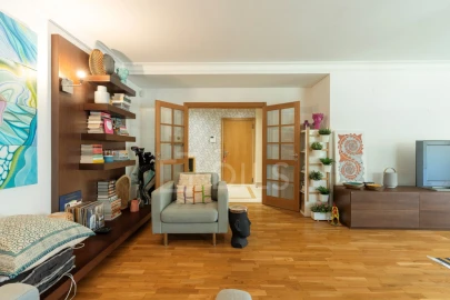 Apartamento T4 para Venda em Lumiar