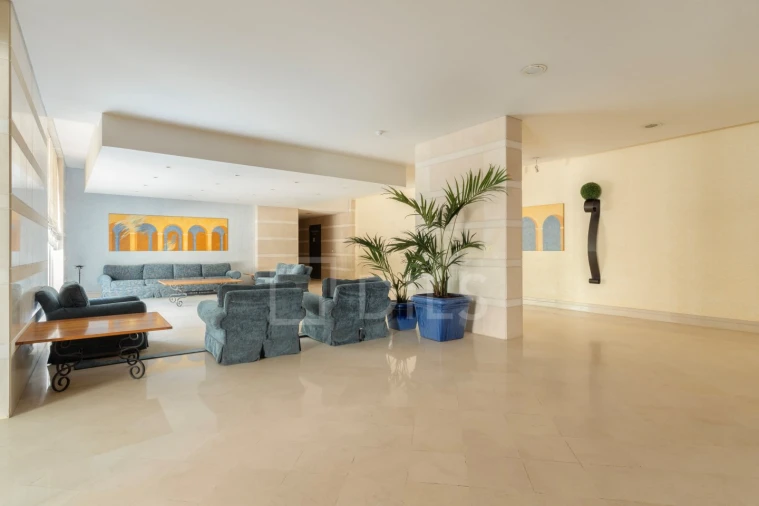 Apartamento T4 para Venda em Lumiar Foto 23