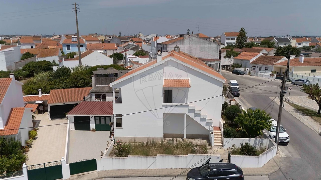Apartamento T3 para Venda em Cartaxo e Vale da Pinta Foto 31