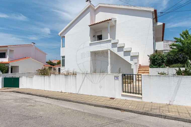 Apartamento T3 para Venda em Cartaxo e Vale da Pinta Foto 4