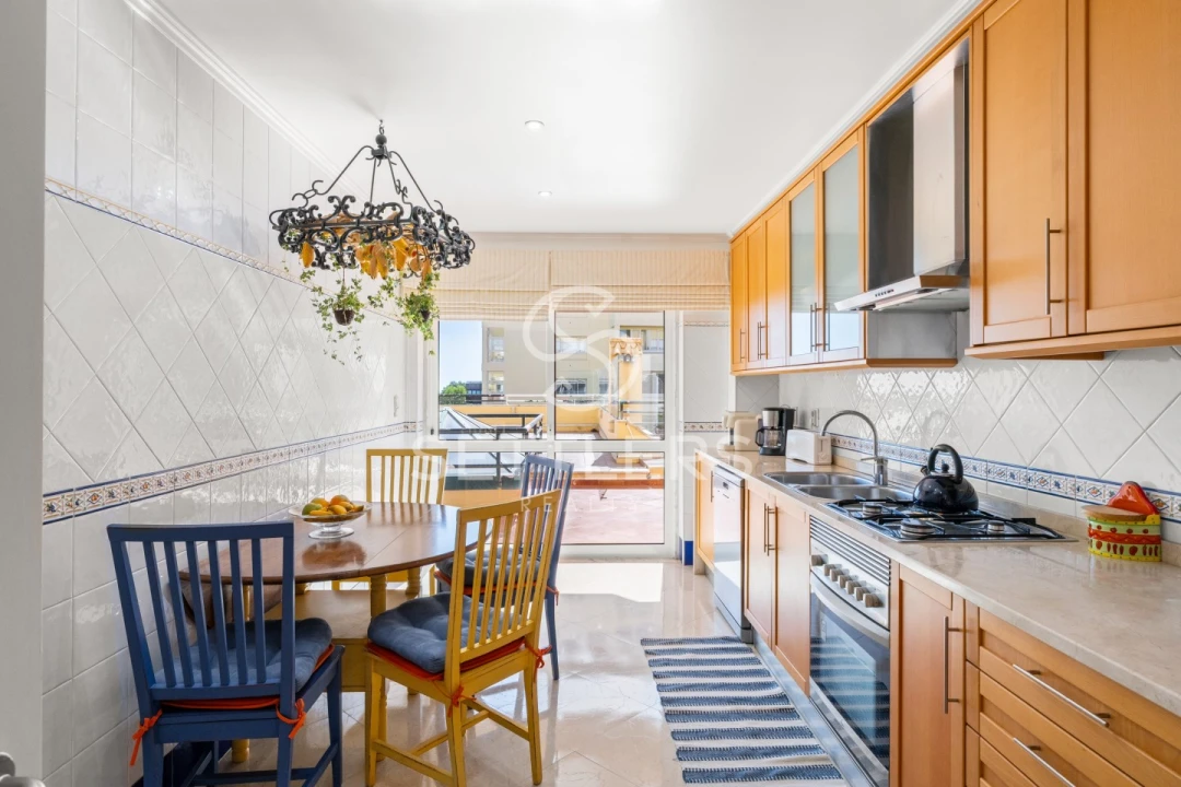 Apartamento T5 para Venda em Cascais e Estoril Foto 9