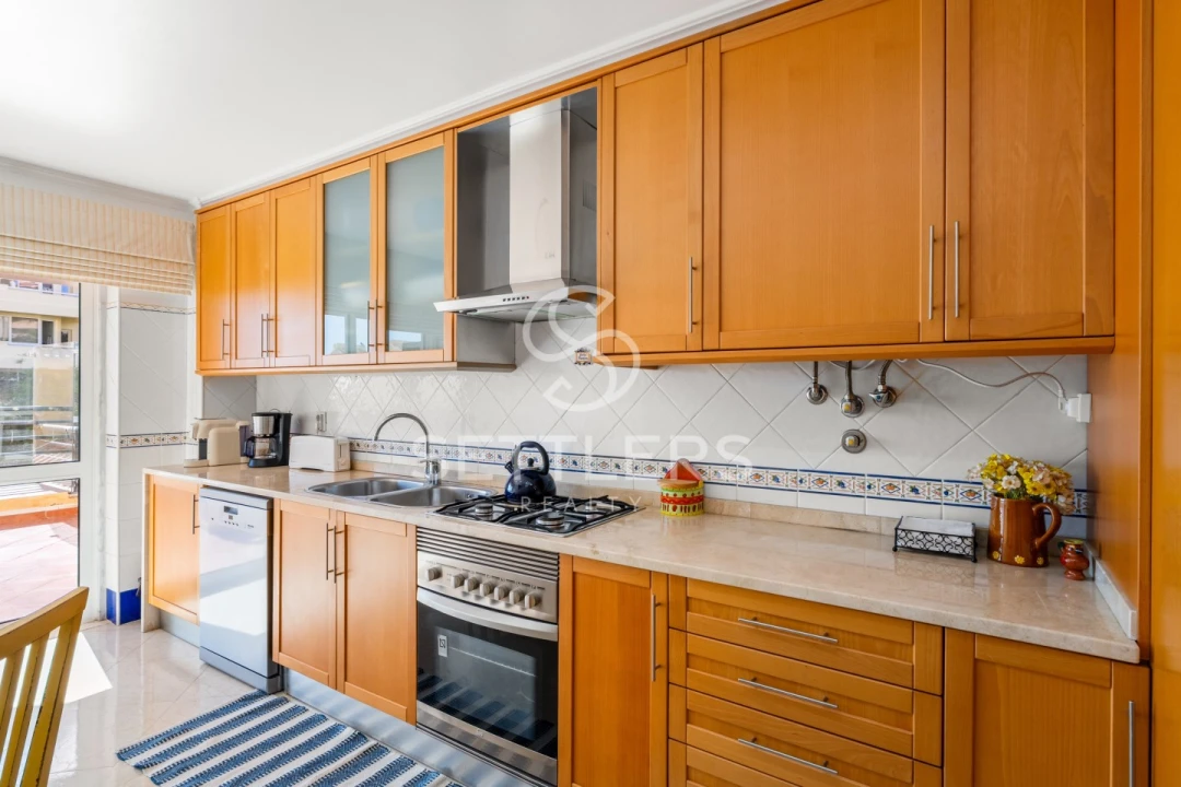 Apartamento T5 para Venda em Cascais e Estoril Foto 10