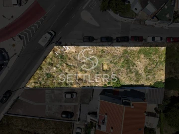 Terreno para Venda em São Domingos de Rana