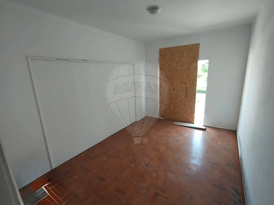 Apartamento T3 para Venda em São Miguel do Rio Torto e Rossio Ao Sul do Tejo Foto 4
