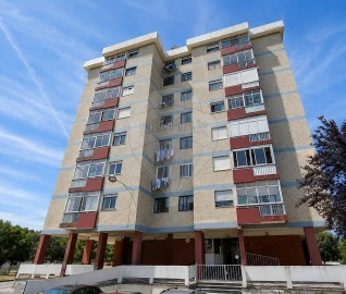 Apartamento T3 para Venda em Algueirão-Mem Martins