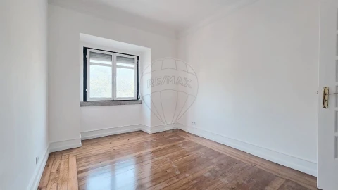 Apartamento T3 para Arrendamento em Avenidas Novas