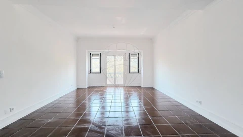 Apartamento T3 para Arrendamento em Avenidas Novas