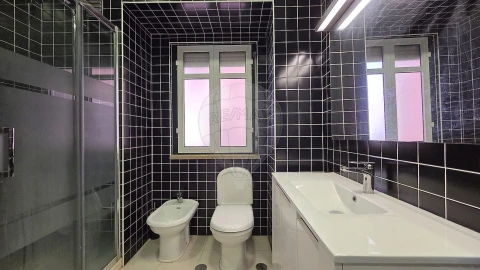 Apartamento T3 para Arrendamento em Avenidas Novas
