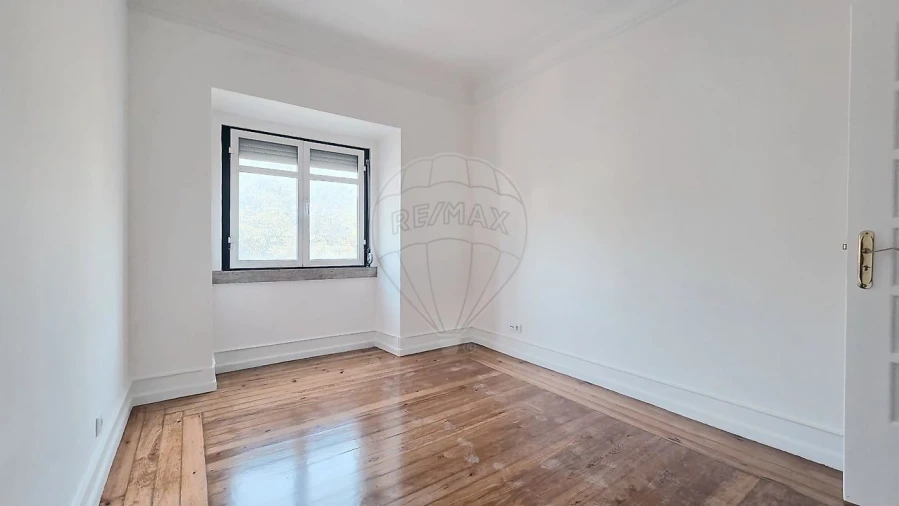Apartamento T3 para Arrendamento em Avenidas Novas Foto 18