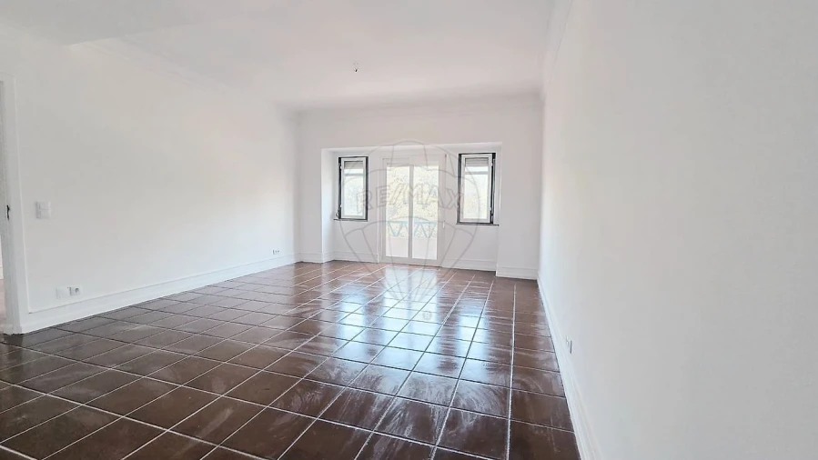 Apartamento T3 para Arrendamento em Avenidas Novas Foto 20