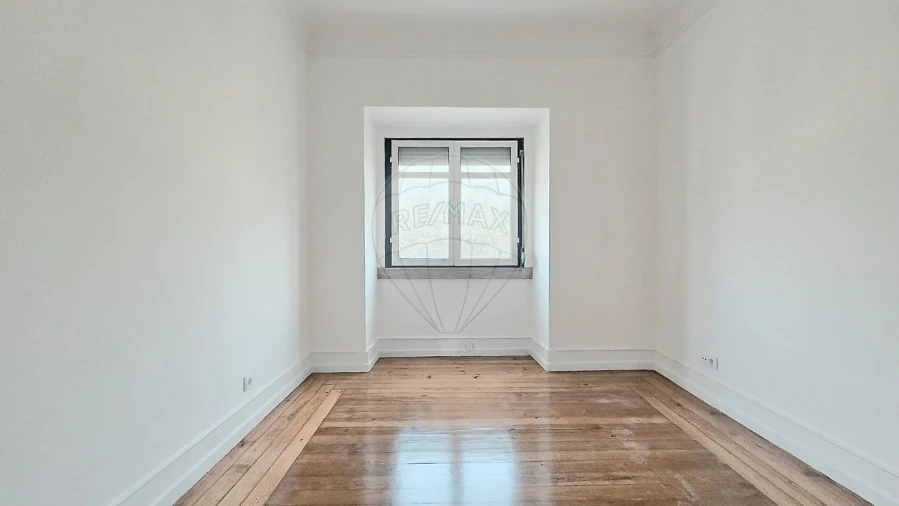 Apartamento T3 para Arrendamento em Avenidas Novas Foto 16
