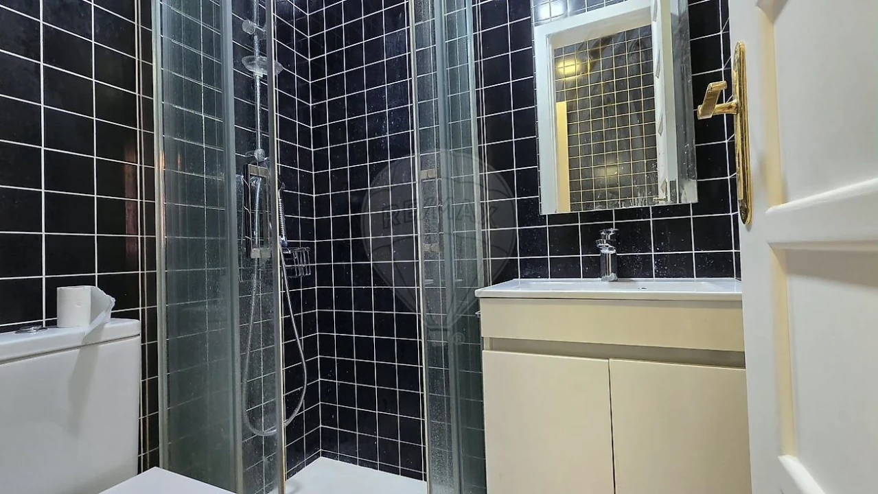 Apartamento T3 para Arrendamento em Avenidas Novas Foto 29