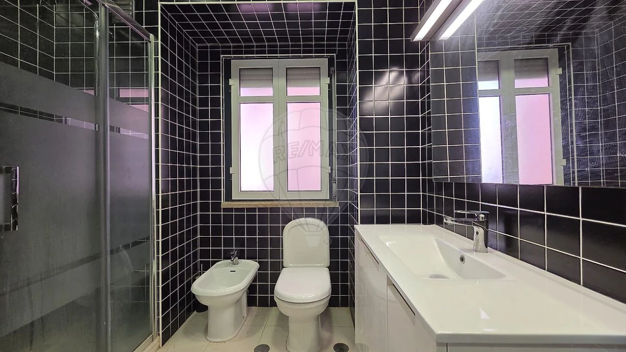 Apartamento T3 para Arrendamento em Avenidas Novas Foto 30
