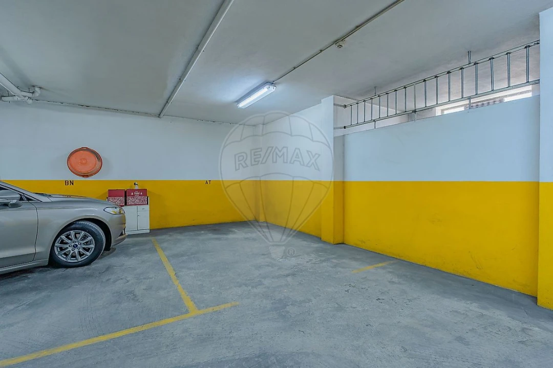 Apartamento T3 para Venda em Paços de Brandão Foto 5