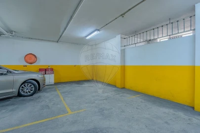 Apartamento T3 para Venda em Paços de Brandão