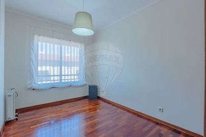 Apartamento T3 para Venda em Paços de Brandão