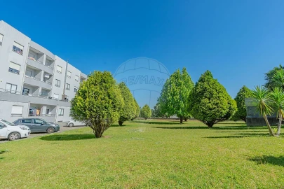 Apartamento T3 para Venda em Paços de Brandão