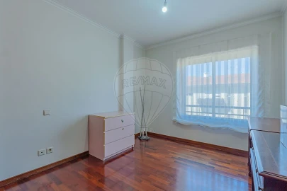 Apartamento T3 para Venda em Paços de Brandão