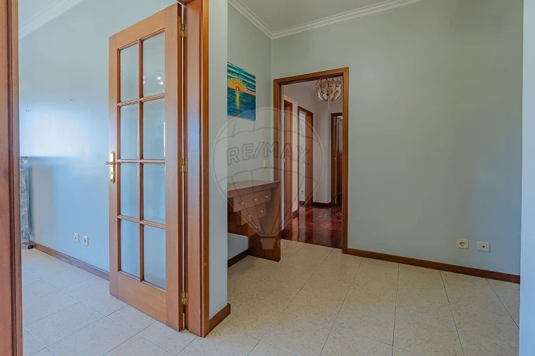 Apartamento T3 para Venda em Paços de Brandão Foto 15
