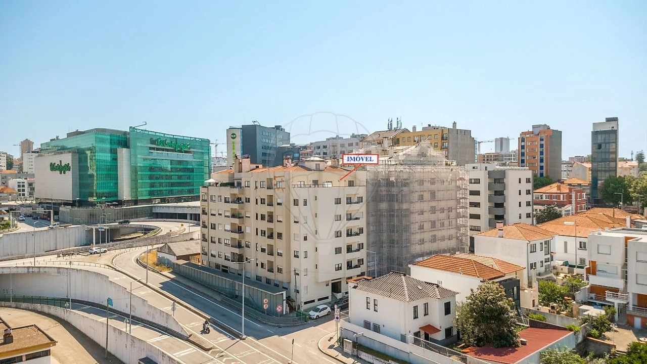 Apartamento T2 para Venda em Mafamude e Vilar do Paraíso Foto 20