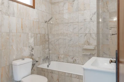 Apartamento T2 para Venda em Mafamude e Vilar do Paraíso