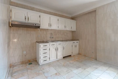 Apartamento T2 para Venda em Mafamude e Vilar do Paraíso
