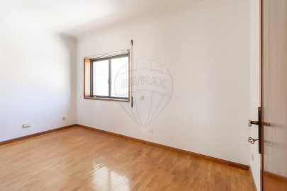 Apartamento T2 para Venda em Mafamude e Vilar do Paraíso