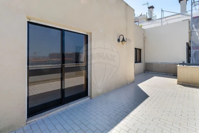 Apartamento T2 para Venda em Mafamude e Vilar do Paraíso