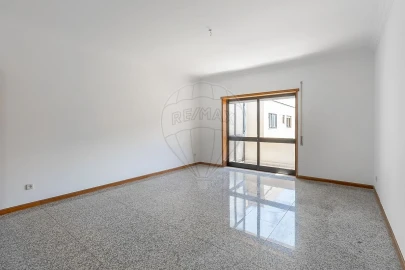 Apartamento T2 para Venda em Mafamude e Vilar do Paraíso