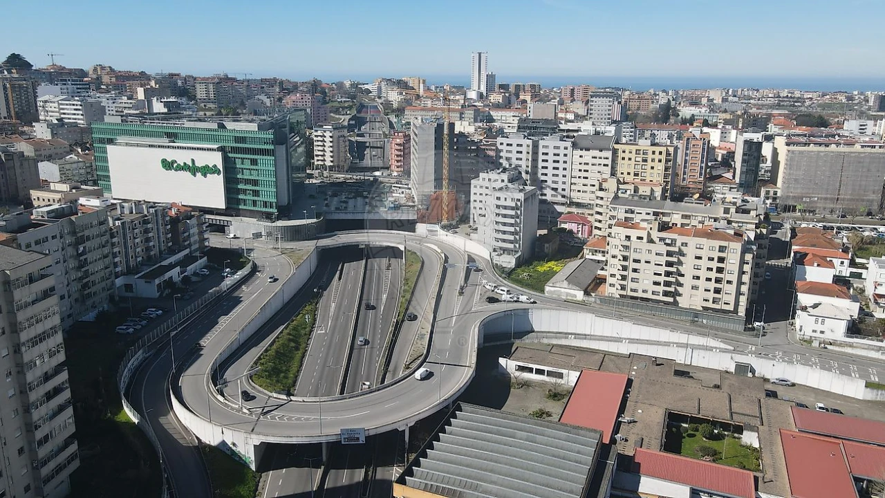 Apartamento T2 para Venda em Mafamude e Vilar do Paraíso Foto 5