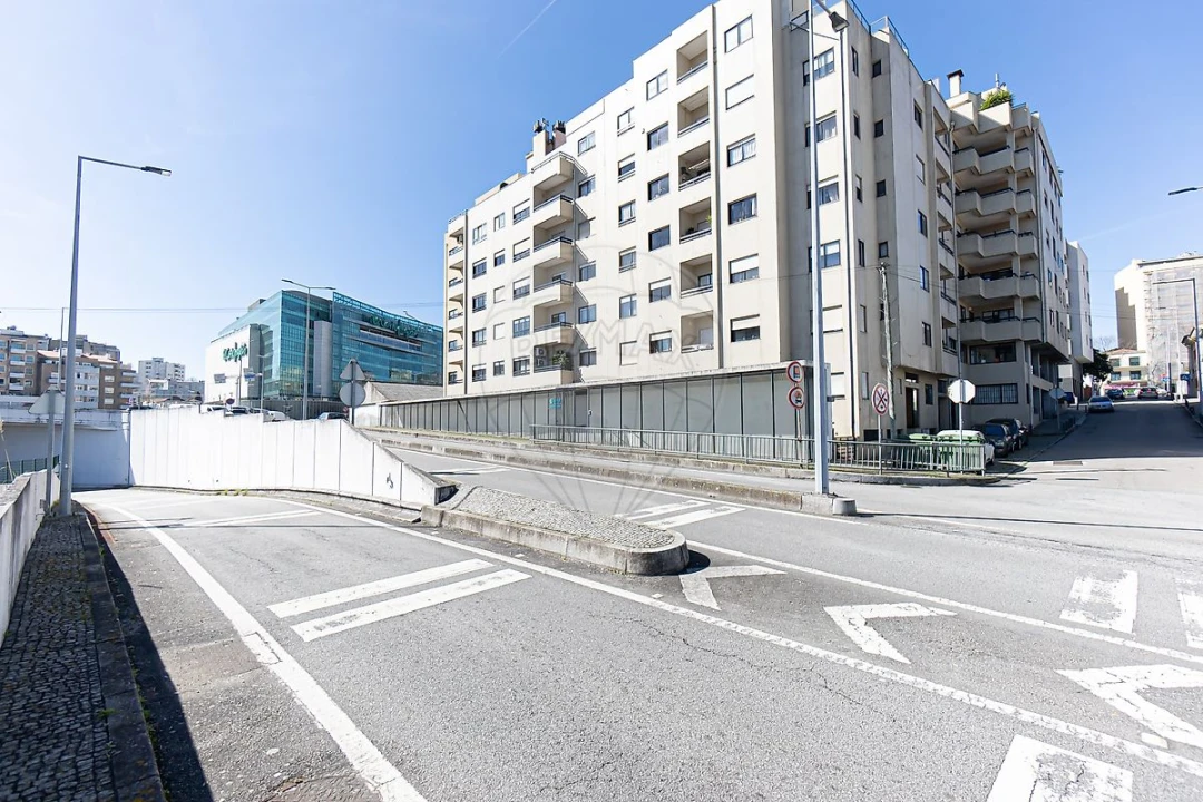 Apartamento T2 para Venda em Mafamude e Vilar do Paraíso Foto 10