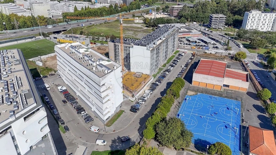 Apartamento T1 para Venda em Paranhos Foto 4
