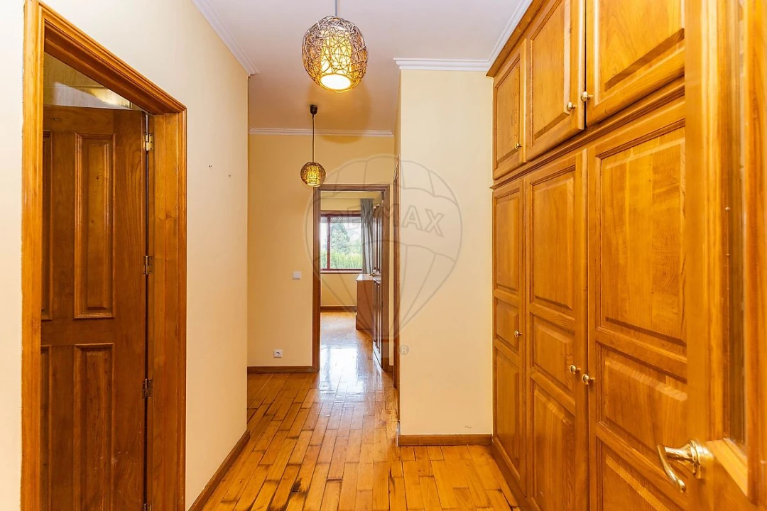 Apartamento T3 para Arrendamento em Mafamude e Vilar do Paraíso Foto 19