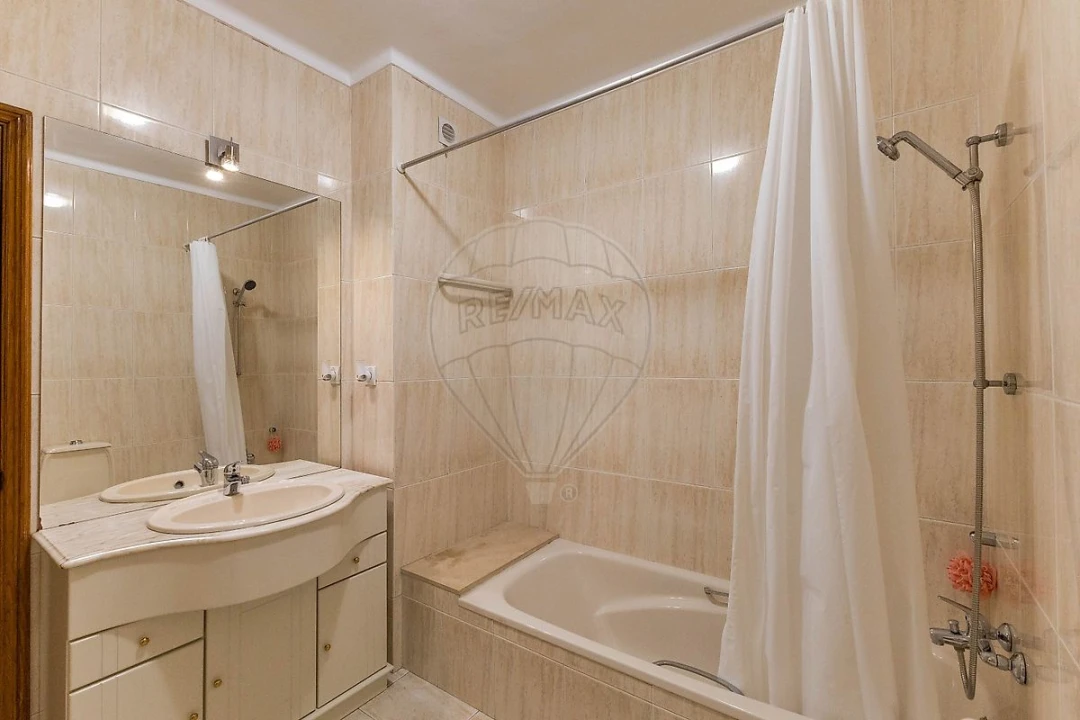 Apartamento T3 para Arrendamento em Mafamude e Vilar do Paraíso Foto 23