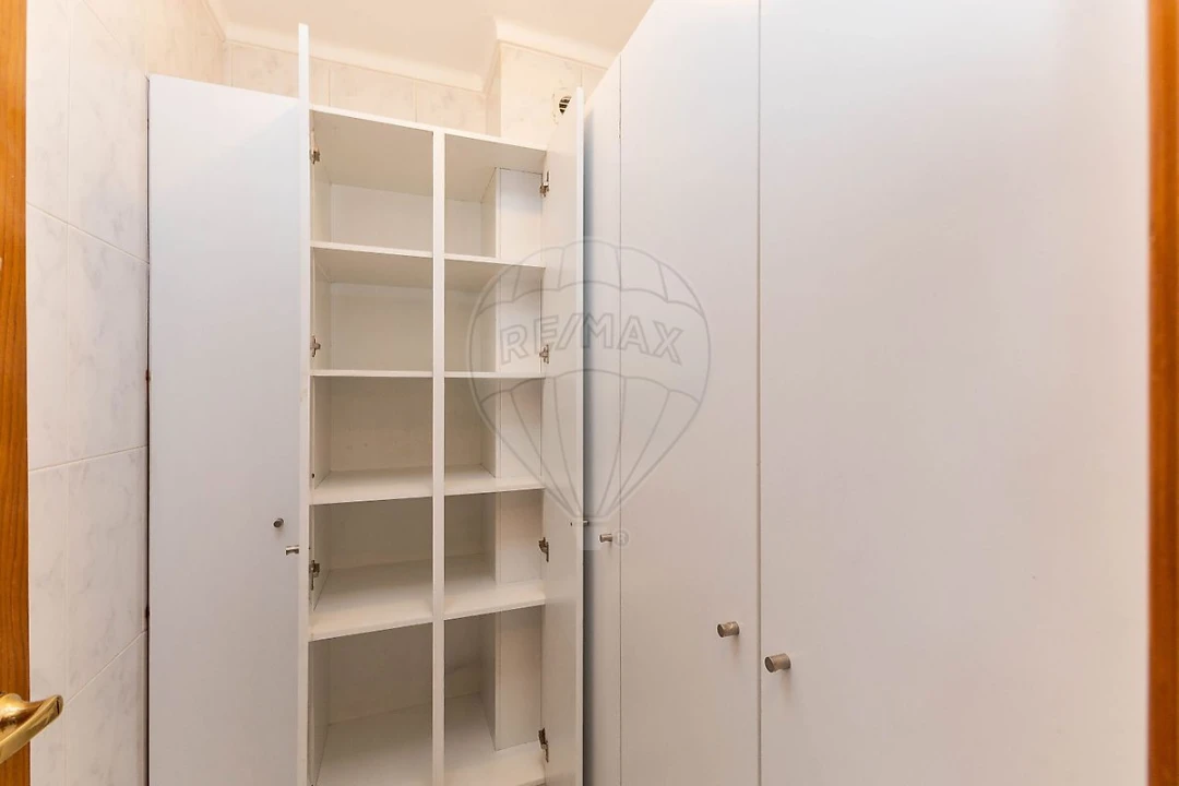 Apartamento T3 para Arrendamento em Mafamude e Vilar do Paraíso Foto 18