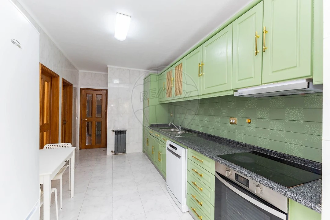 Apartamento T3 para Arrendamento em Mafamude e Vilar do Paraíso Foto 15