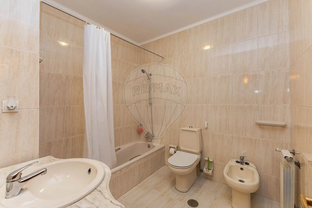 Apartamento T3 para Arrendamento em Mafamude e Vilar do Paraíso Foto 20