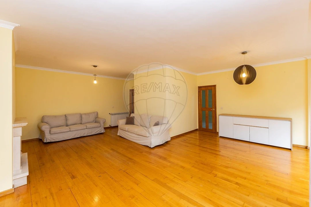 Apartamento T3 para Arrendamento em Mafamude e Vilar do Paraíso Foto 13