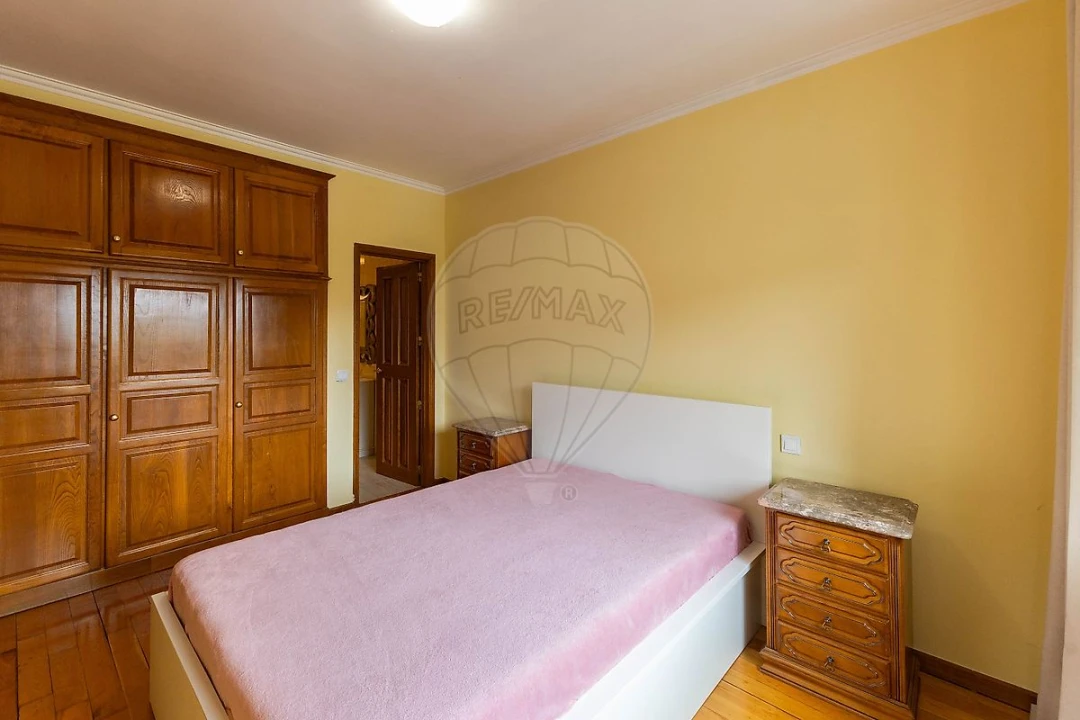 Apartamento T3 para Arrendamento em Mafamude e Vilar do Paraíso Foto 28
