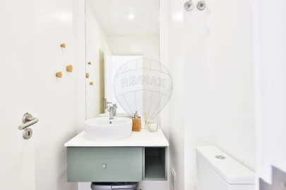 Apartamento T3 para Venda em Oeiras e São Julião da Barra, Paço de Arcos e Caxias