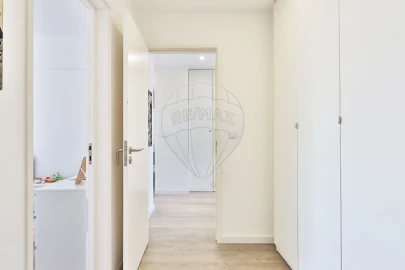 Apartamento T3 para Venda em Oeiras e São Julião da Barra, Paço de Arcos e Caxias