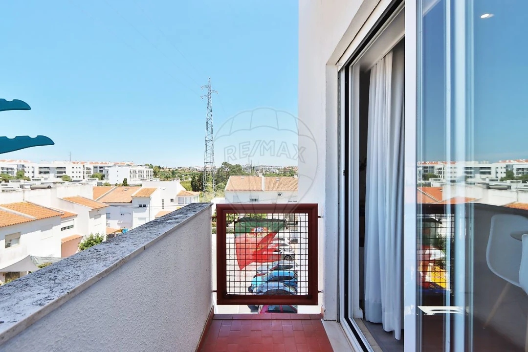 Apartamento T3 para Venda em Oeiras e São Julião da Barra, Paço de Arcos e Caxias Foto 16