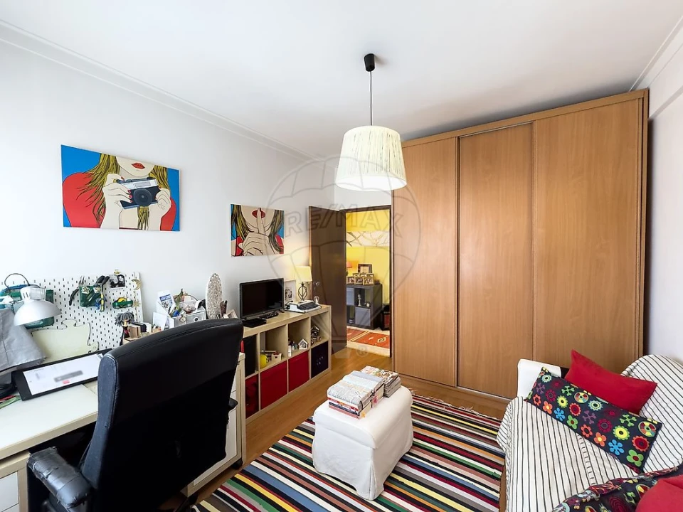 Apartamento T2 para Venda em Vialonga Foto 10