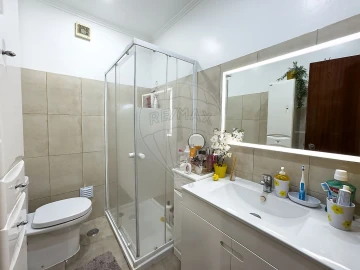 Apartamento T2 para Venda em Vialonga