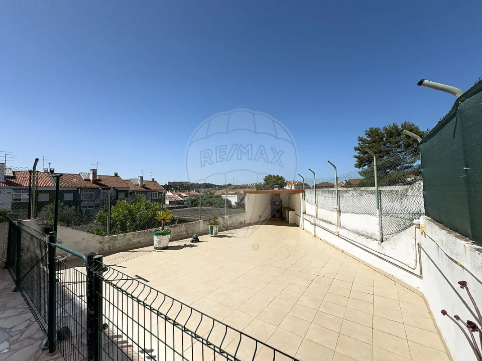 Apartamento T2 para Venda em Vialonga Foto 19