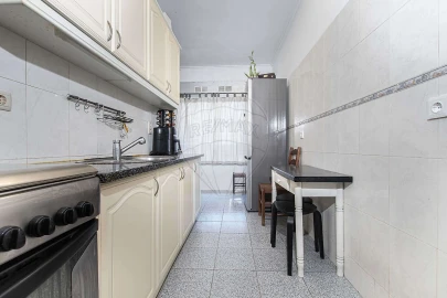 Apartamento T3 para Venda em Póvoa de Santa Iria e Forte da Casa