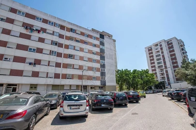 Apartamento T3 para Venda em Póvoa de Santa Iria e Forte da Casa